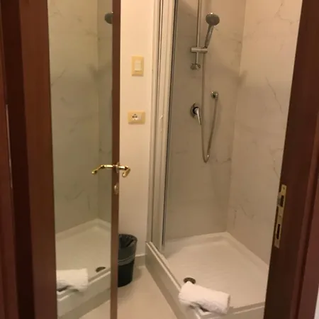 Ξενοδοχείο Virgilio 3*