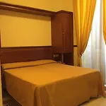 Virgilio Hotel 3*