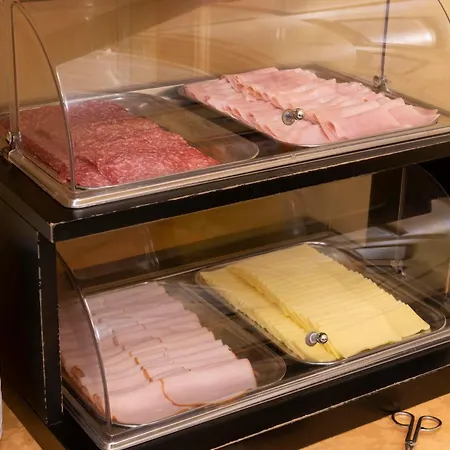 فيرجيليو فندق